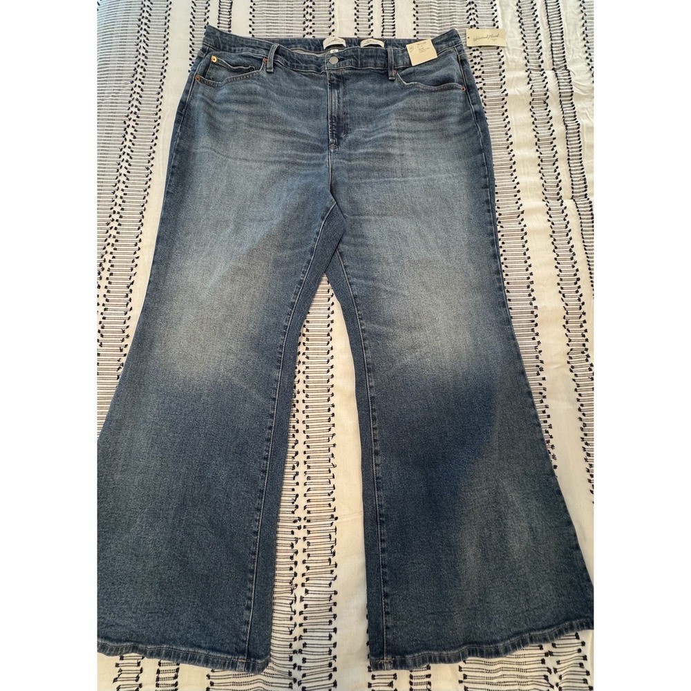 NWT Universal Thread Goods Co. Women's High Rise 70s Flare Jeans Plus 26